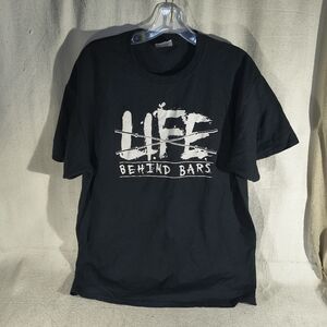 Unisex Size Large Black T-Shirt With Cool Graphic "Life Behind Bars"